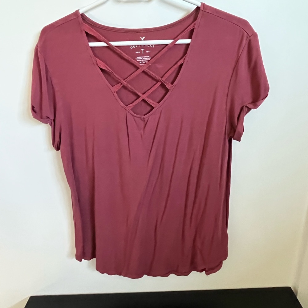 American eagle cross neck tshirt